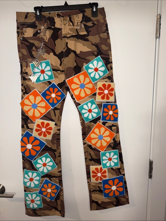 Watson Other - 🌼👖🌼 Watson Camouflage Bootcut Jeans with Floral Patchwork